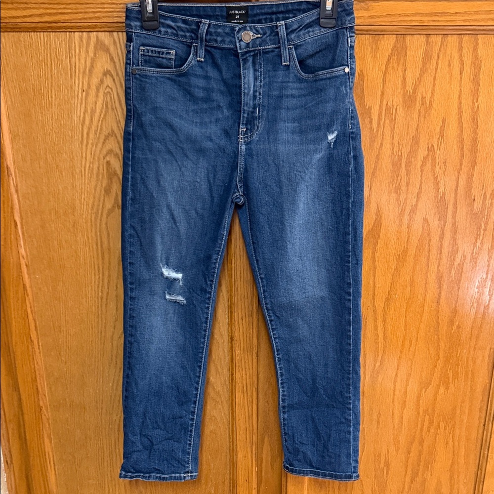 Just Black Women's Dark Blue Ankle Jeans